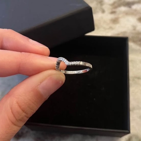 Sterling silver ring - Picture 2 of 4